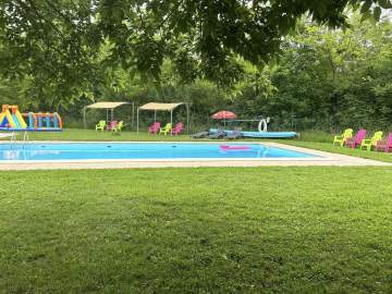 Camping Les Eychecadous Camping avec piscine Situé entre Toulouse et Andorre